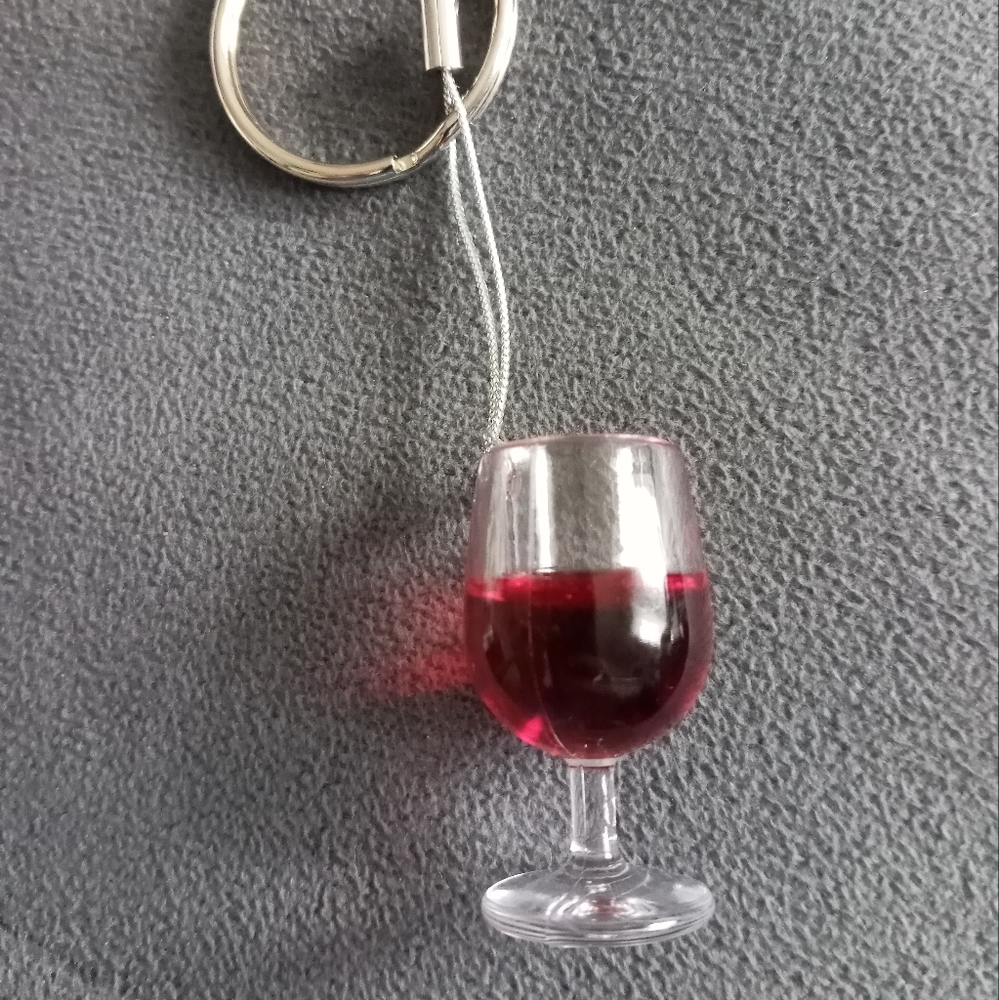 Hand crafted red wine glass Keychain